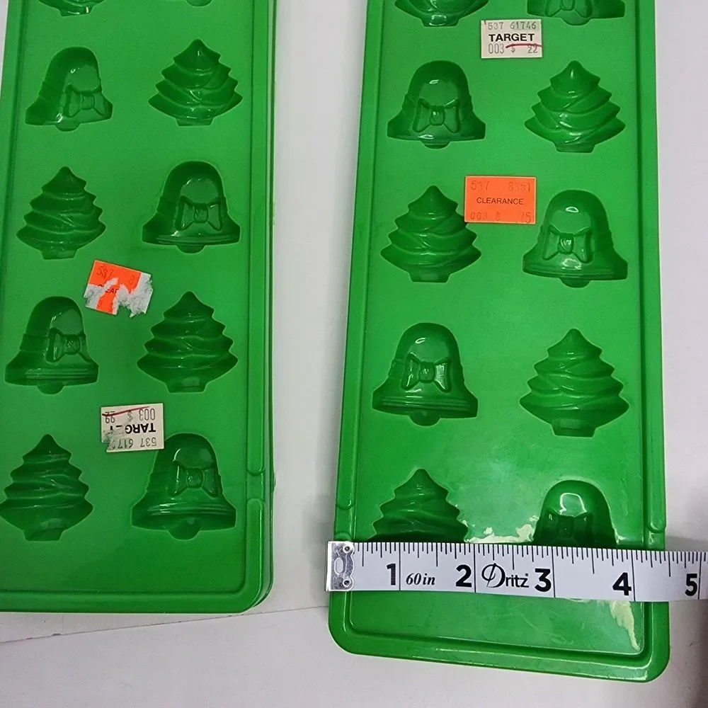 Jello Jigglers Christmas Molds Christmas Tree Bell Holiday Vintage -‎ Lot of 2